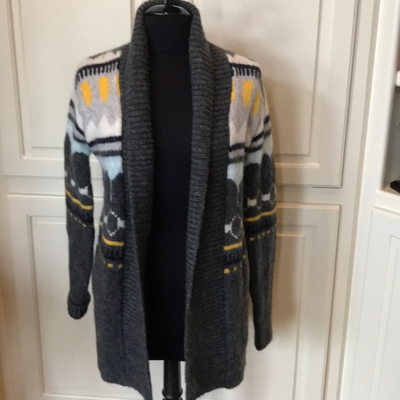 GAP Sweaters - Cardigan Maternity Gap Sweater.